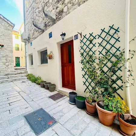 Old Town Boutique Split